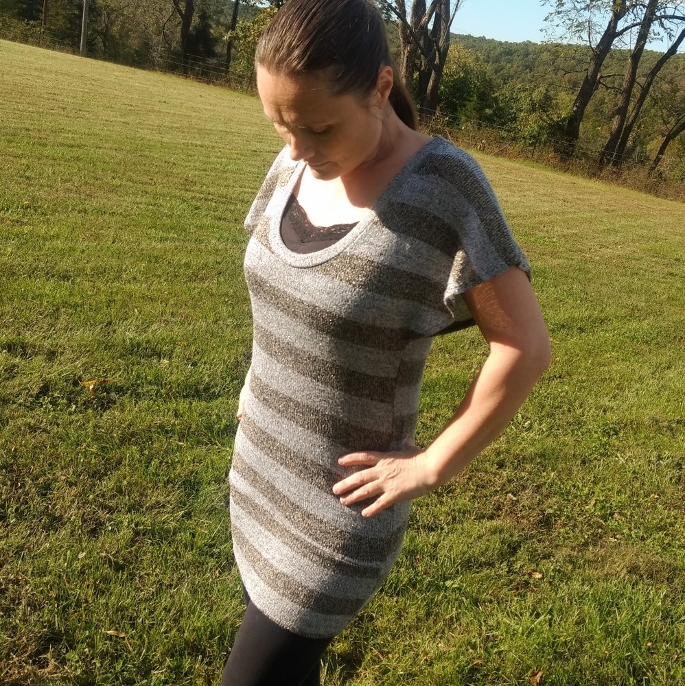 Daytrip Gray Striped Sparkly Gold Sweater Tunic - Picture 2 of 8